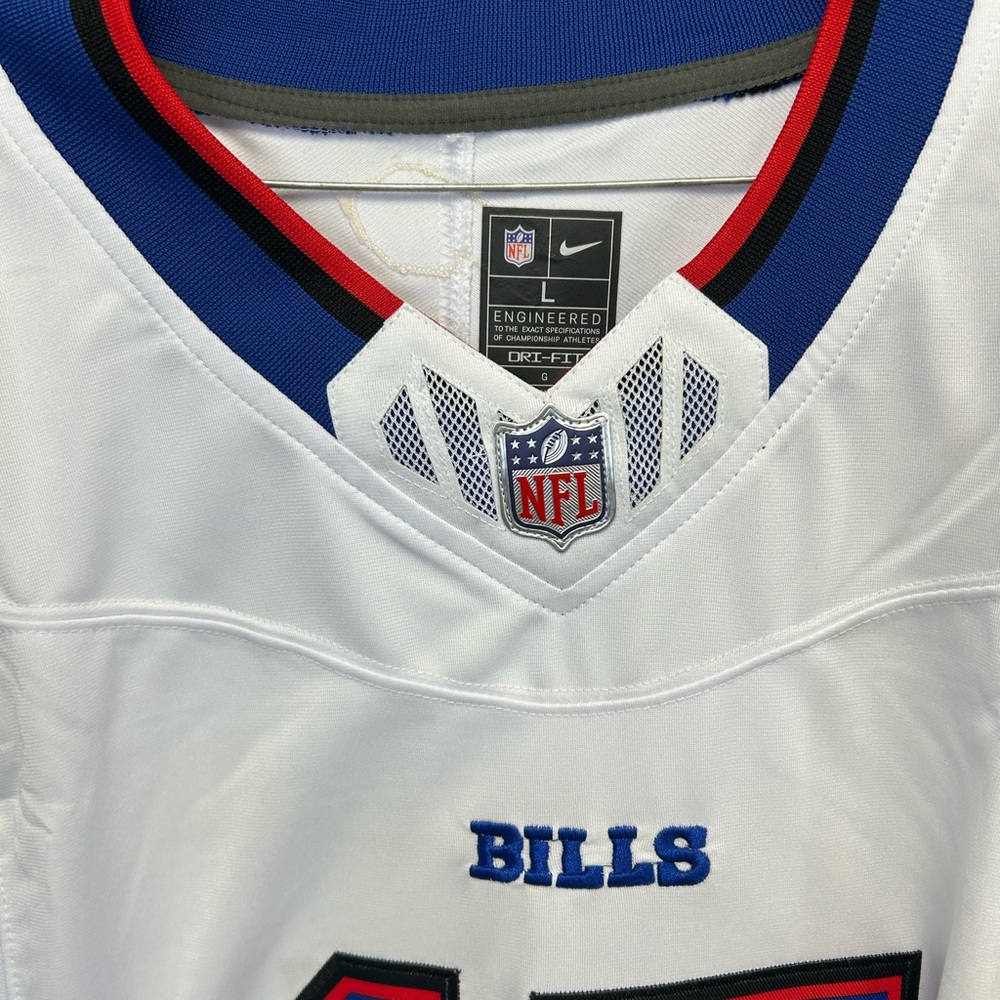 Nike White Buffalo Bills Josh Allen Jersey - Picture 7 of 10
